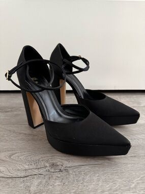 Zara black satin platform heels size 36/6